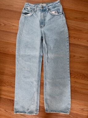 Abercrombie & Fitch Light Blue High-Rise Relaxed Jeans